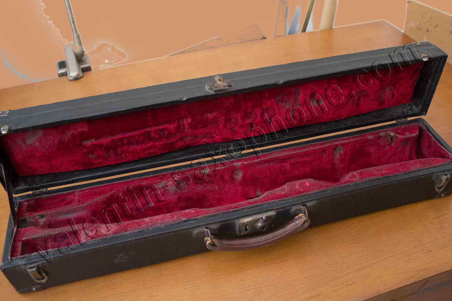 Le_velours_de_cet_�tui_est_tr�s_us�.